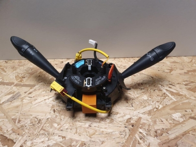 Ratstammekontakt (715353614)