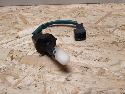 Kølervæske niveau sensor (82473880)