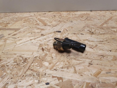 Olietrykskontakt (7709690)