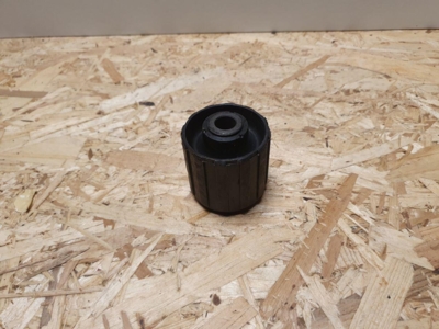 Opkængsbøsning  (muligvis Alfa Romeo Guiletta abuv74)