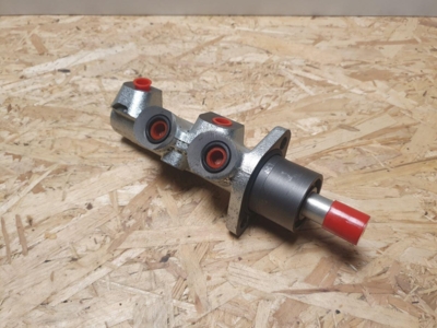 Bremsehovedcylinder (9949305)