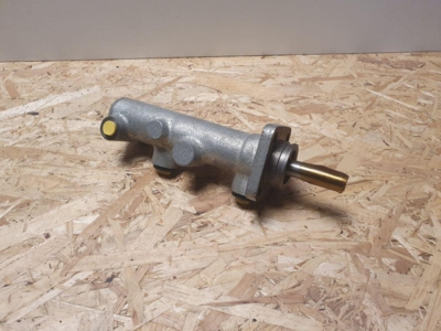 Bremsehovedcylinder (7545170)