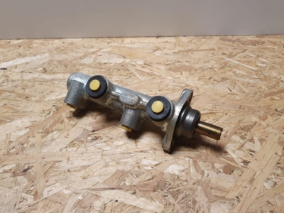 Bremsehovedcylinder (1420323)